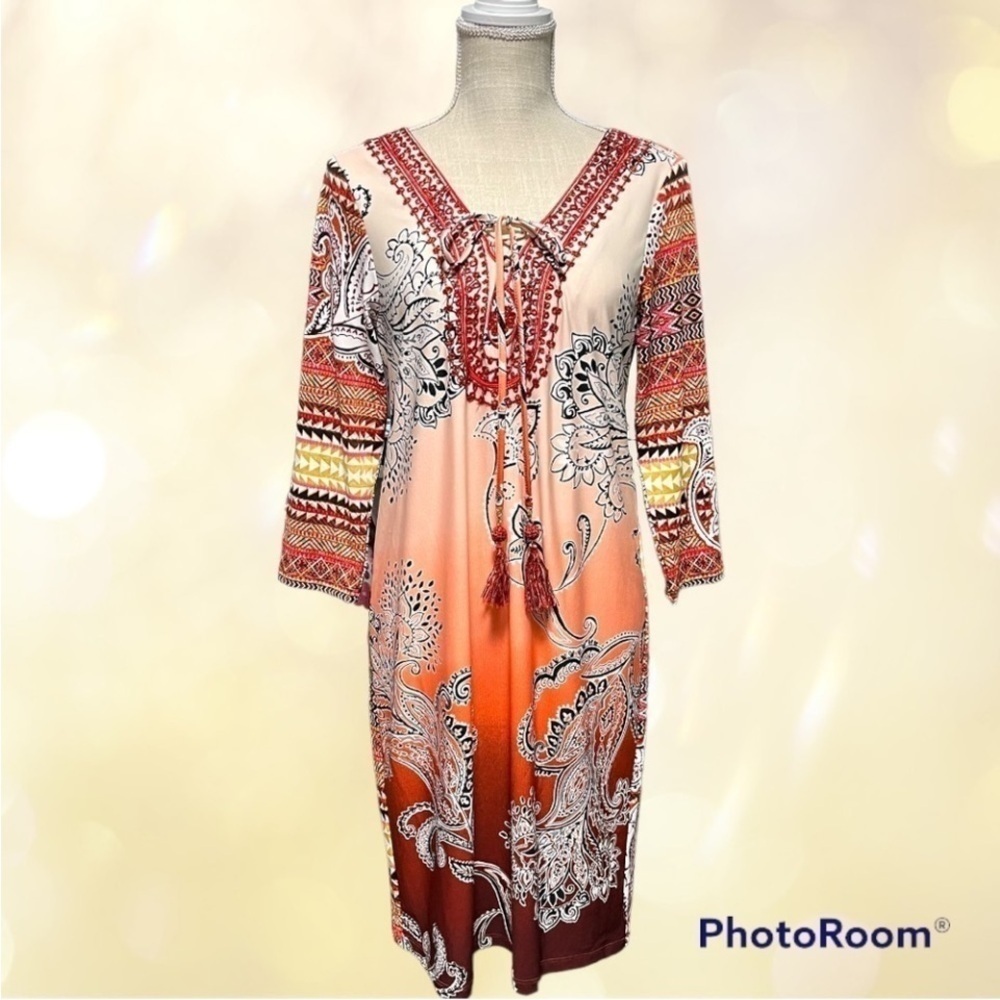 Melissa Paige Orange white paisley print quarter sleeve Pullover v-neck dress